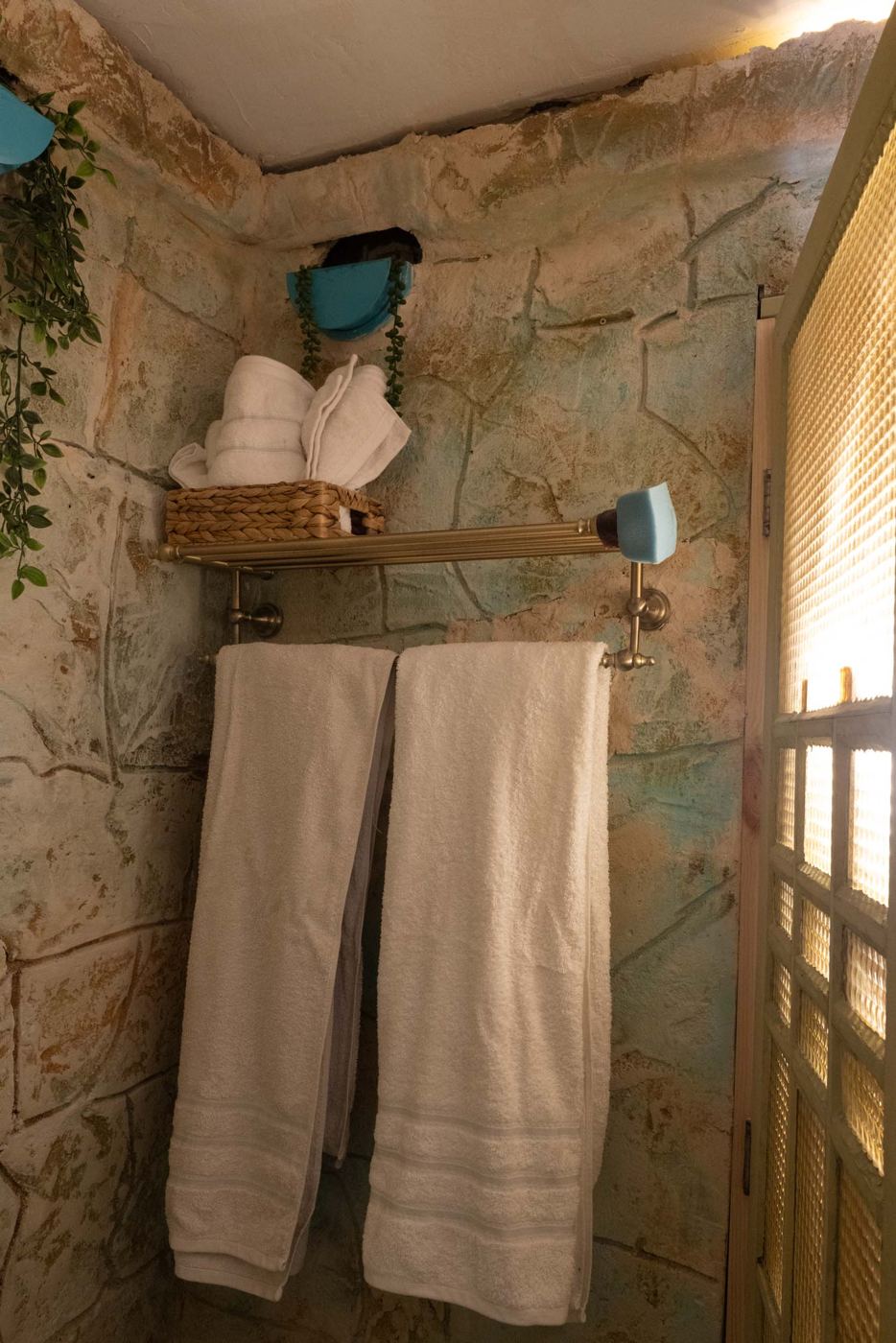 מתלה המגבות